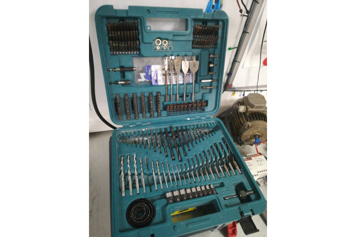 adjknsvcy5f5794wfsiwarint4abojkc