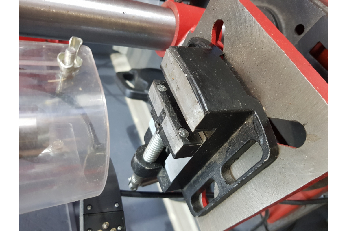 iyk8tla0jmcc4gm1q528dpw33gufzed3